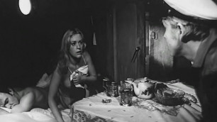 Valentina Talyzina in Ivanov kater (1972)