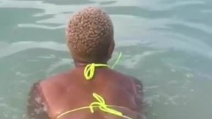 Twerking slow Motion blackette
